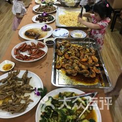 探寻背后的故事：沙湾美食的深度之旅