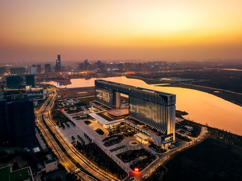 序章：乌鲁木齐海虹国际的“乱入”