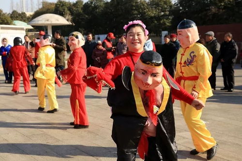 “回年新风尚：传统习俗与现代融合，年味十足！”