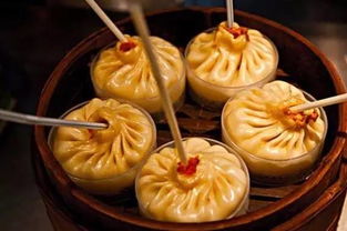 1. 太湖蟹黄包