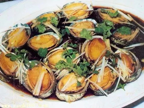 海菜凉粉：清凉解暑