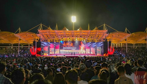 彝族新年：火把狂欢，传统民俗盛宴，民族风情盛宴