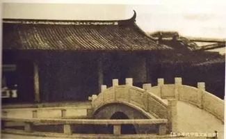 一、  穿越时空，踏上历史持续发展的旅程