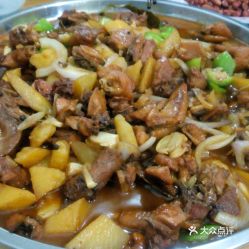 白天也能满足：美食探店之旅