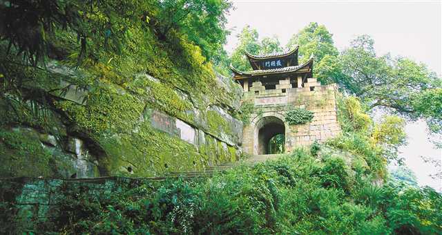 *旅行指南 - 怎样最较大化体验这一切*