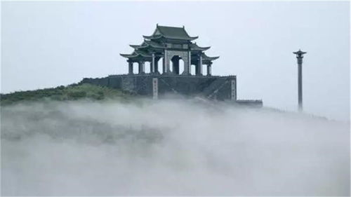 二、 交通运输方式：从鹤壁市区到云梦山
