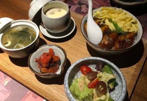 二、美食篇：吃货们的天堂就在脚下！