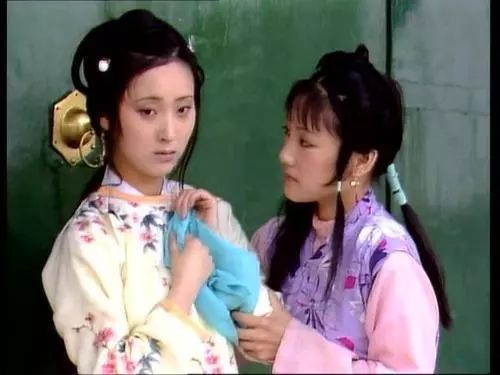 宝玉是个富贵闲人， 起名全凭心情