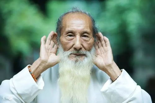 一、 先说那句古老的“心灵的窗户”——眼睛