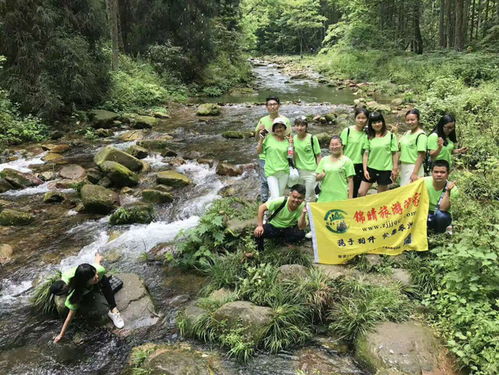1. 龙湾峡庄园——那个在瀑布边吃炒鸡特别爽快的地方