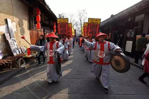 四川风情，人情味浓，巴蜀习俗一览无遗