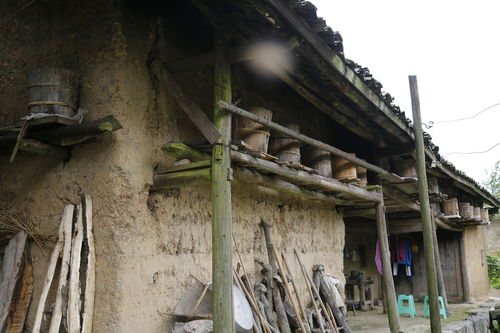 3. 凉山彝族自治州