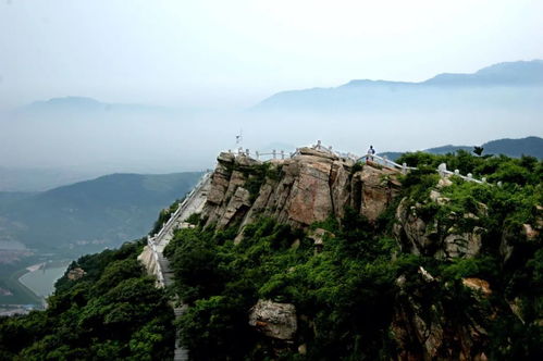 二、五莲山——登山还是爬坡？