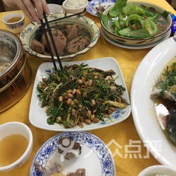 三、 美食背后的故事与心理状态学解析（请慎沉重阅读）