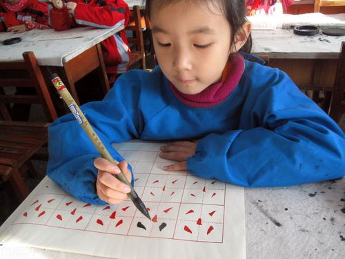 十二画字起名吉凶分析，如何挑选寓意美好的长尾字？