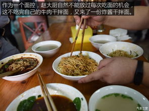 2. 宽窄巷子：感受老成都的生活气息