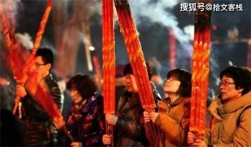 上香时断了一根，三根香灭了一根，这是怎么回事呢？
