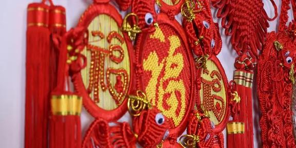 龙年给黎氏宝宝取个哪些良好名字既吉祥又独特呢？——乱中有序的起名狂想