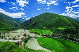 2. 阳朔的山水之美