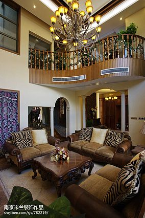 独栋别墅装修效果图实景,独栋别墅挑高客厅装修效果图