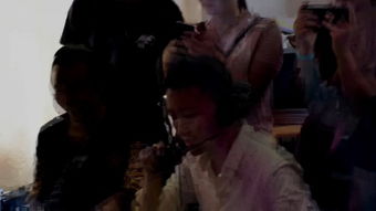 第一章：夜半钟声与怪异气息