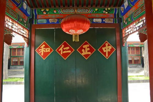 三、开城迎宾仪式：一场奇葩的表演