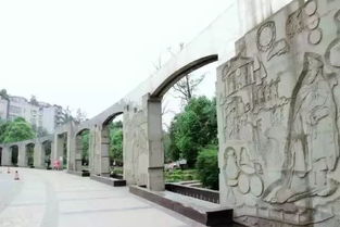 公园前传：从垃圾场到网红打卡点的魔幻变身