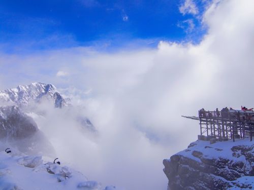 玉龙雪山， 丽江的璀璨明珠