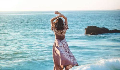 83年大海水命的女人，她的命运是否真的如大海般波澜壮阔？