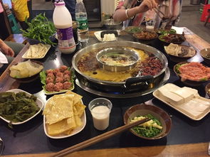 凯里古玩市场：一个被酸汤鱼掩盖的疯狂世界