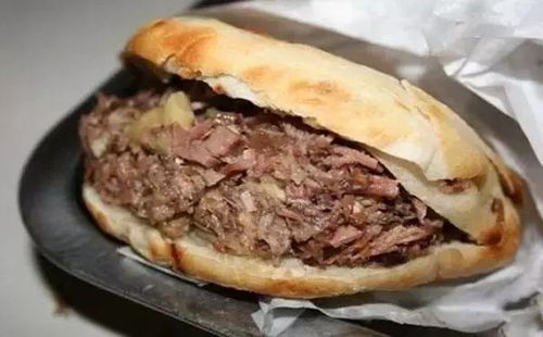 巨驴香驴肉火烧：本地人排队的早餐店