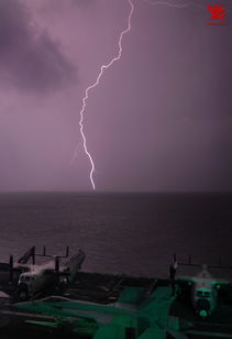 月亮河下鼹鼠惊魂夜呃。