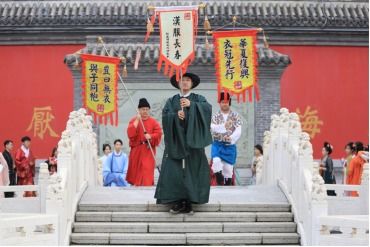 现代乞巧节：传统习俗焕新颜，浪漫乞巧成爆款