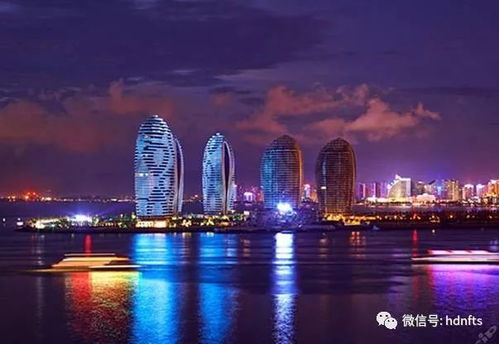 一、 三亚湾——月光和海风的混搭派对