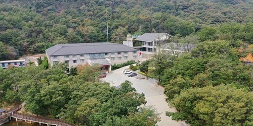 伊尔施镇的历史持续发展与天然风光