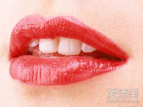 二、 不同文化中的象征意义