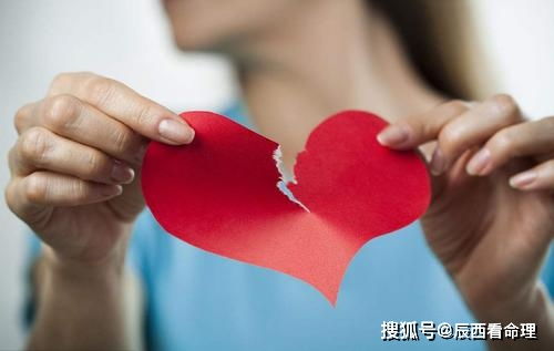 如何判断八字中是否有官杀？