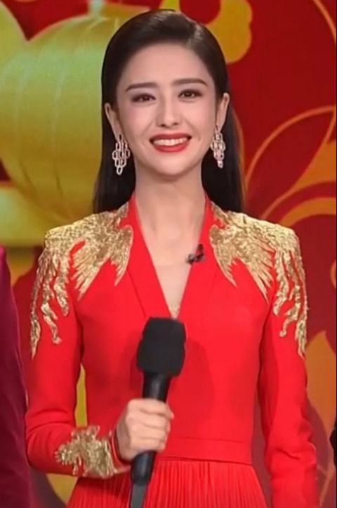 董卿八字排盘大运改写婚姻运势，准确吗？
