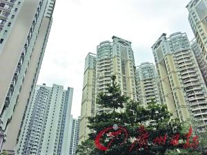 六、居住环境——豪宅与老旧小区同框对话