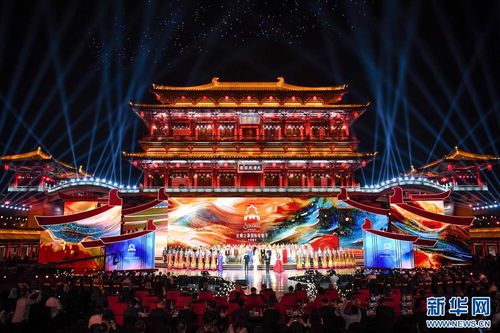 四、 文化体验：穿上古装，感受古人的风采