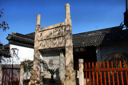 噪音元素：寺内铃铛声