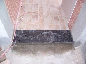 一、门槛石的“属相”——金牛、土狗还是水蛇？