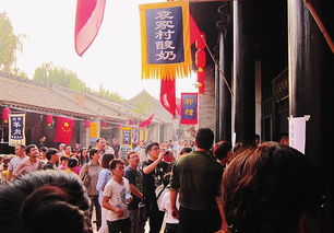 除夕夜温馨团圆，朋友家特色习俗走红！