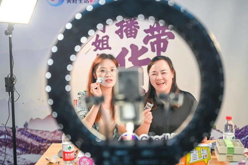 《千年风俗，人情密码：揭秘古韵魅力》