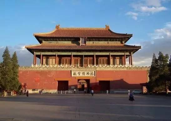 探寻故宫的保密：金砖国铺地