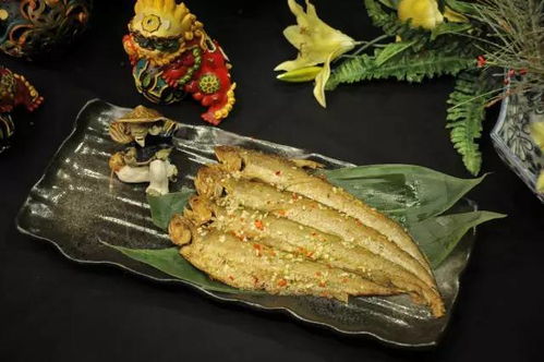 品尝当地特色美食