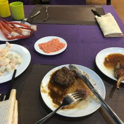 第一站：银滩美食广场——餐饮较大集合