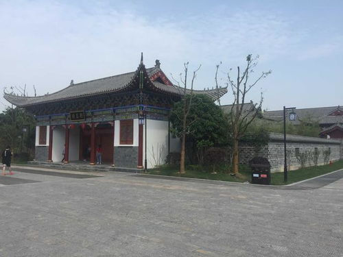 纪念馆变游乐场