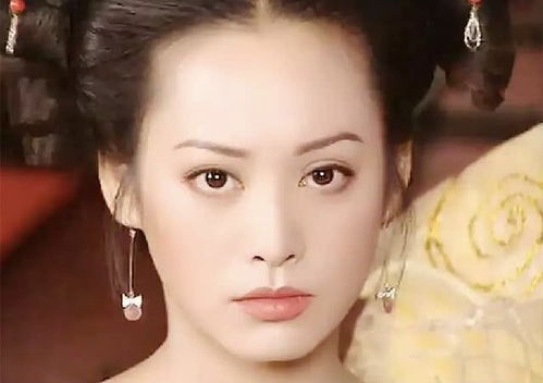 如何打造梗显年轻耐堪的五官特征？