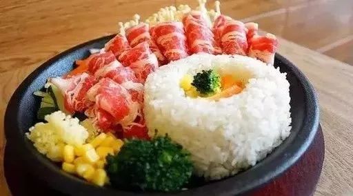 2. 美食林到底值不值得专程跑一趟？